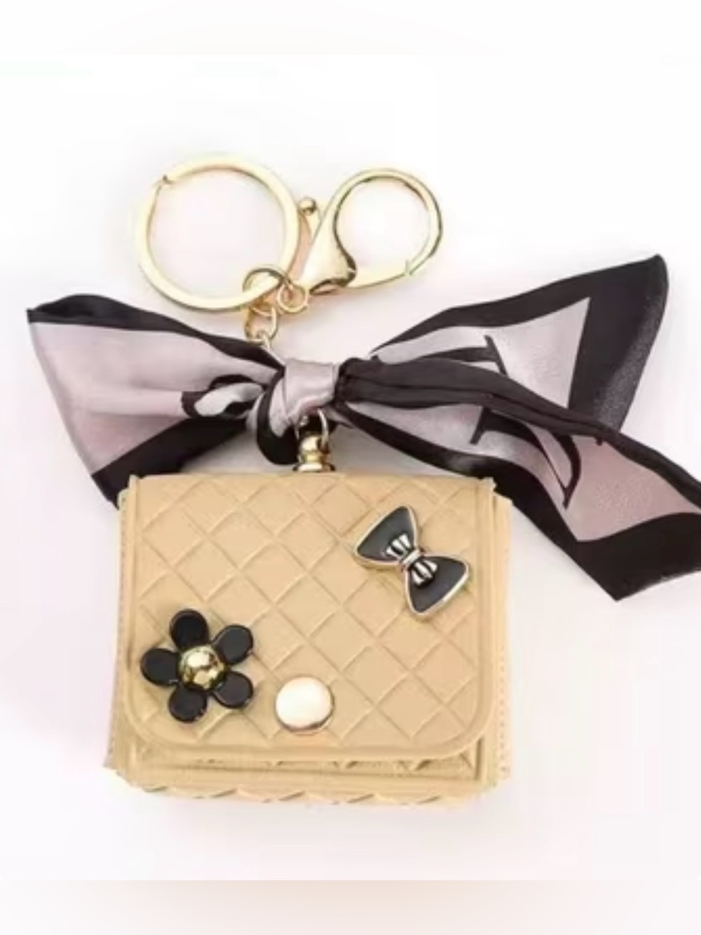 Women’s Beige Quilted Bow & Flower Keychain Wallet